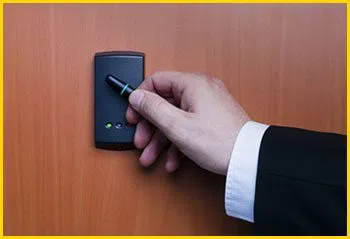 Metro Locksmith Services Louisville, KY 502-294-7158 Metro Locksmith Services Louisville, KY 502-294-7158 - 8-commercial-locksmith-store
